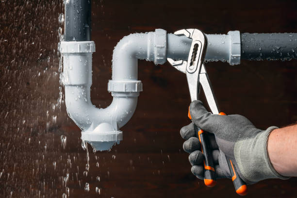 Professional Drain Cleaning technician working in Pekin, IL